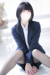 <!--{$staffs[staff].staff_name}-->