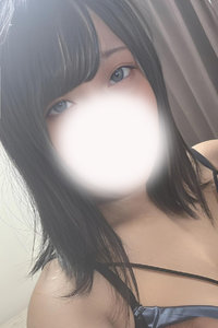 炢